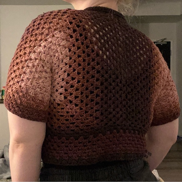🌸2/$40🌸 Handmade Crochet Pullover Top - Picture 2 of 4